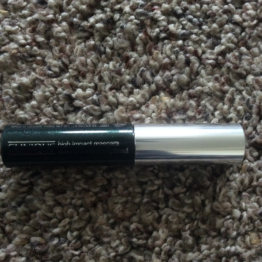 Clinique Sample Set - Picture 5 of 15